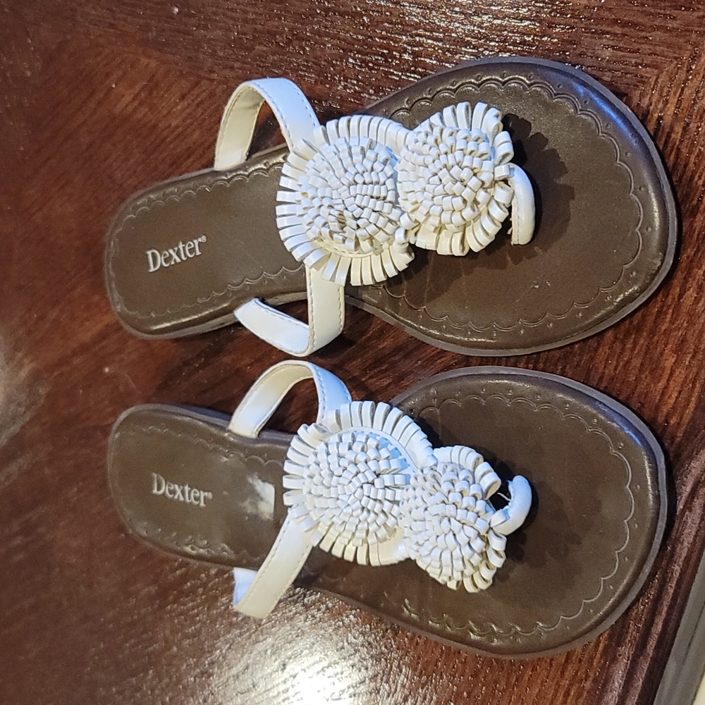 Dexter, white Sandals, size 7.5